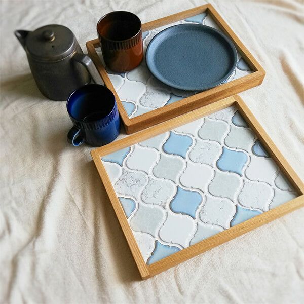 上：コラベルタイルトレイ【pale blue-A】　、下：コラベルタイルトレイ【pale blue-B】