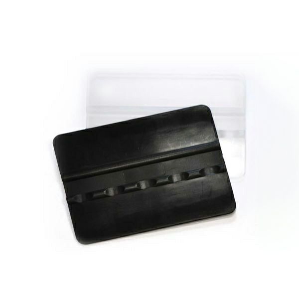 貼り付け用スキージーが付属